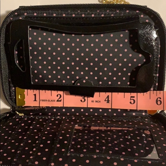 Victoria Secret wallet with chain - Picture 8 of 12